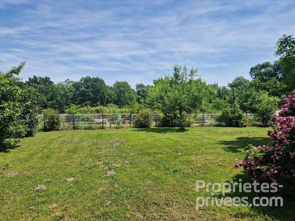 Helårsgrund i Saint-Andre-de-Cubzac, Gironde - foto 1