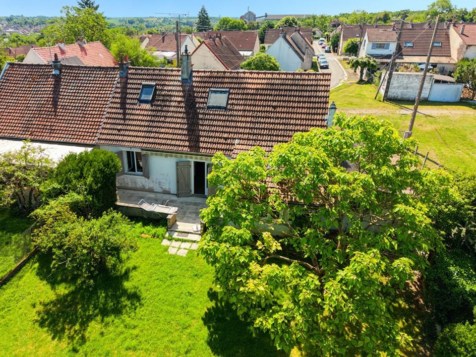 Villa a Venesmes, Cher - foto 1