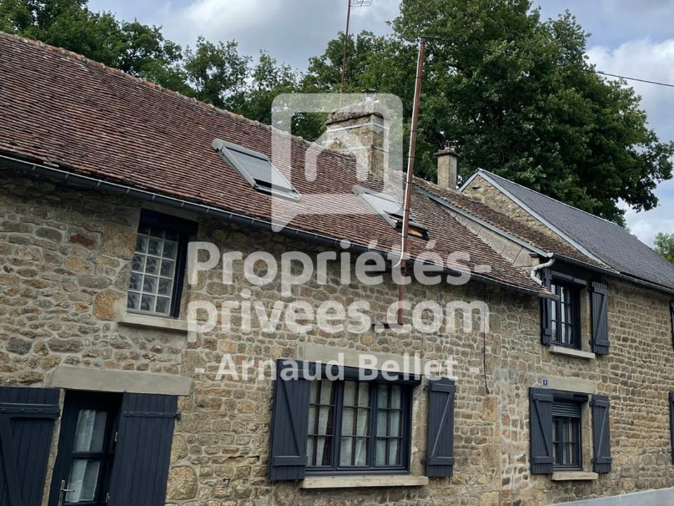 Villa em Saint-Pierre-des-Nids, Mayenne - foto 1