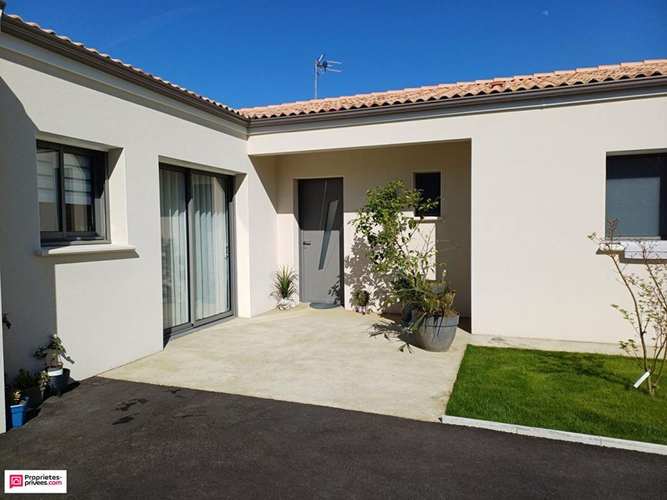 Villa en Niort, Deux-Sevres - foto 1