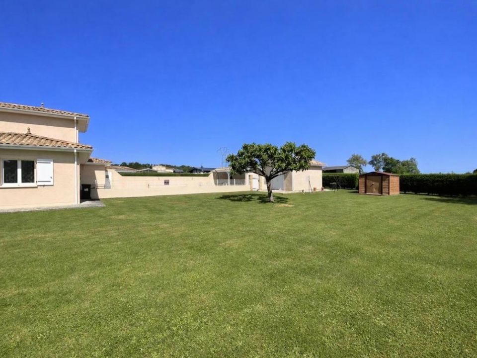 Villa in Lansac, Gironde - foto 4