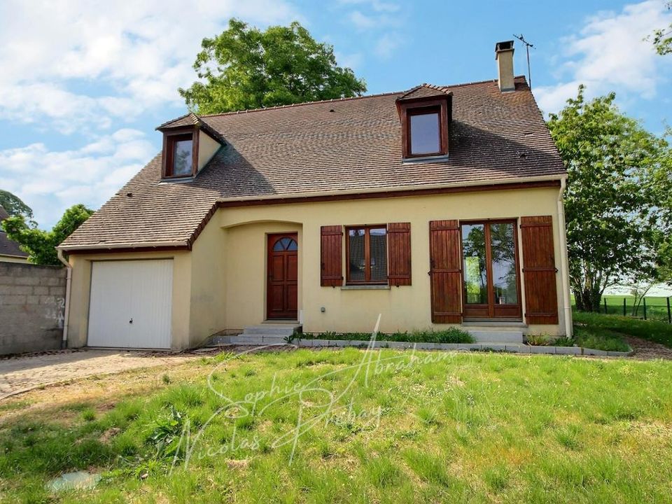 Villa i Janville-en-Beauce, Eure-et-Loir - foto 1