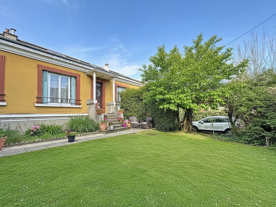 Villa en Villejuif, Val-de-Marne - foto 1
