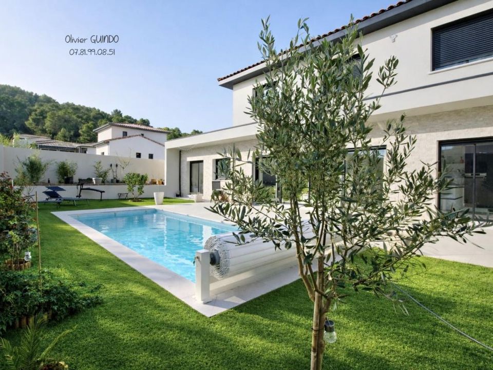 Villa i Clermont l'Herault, Herault - bilde 1