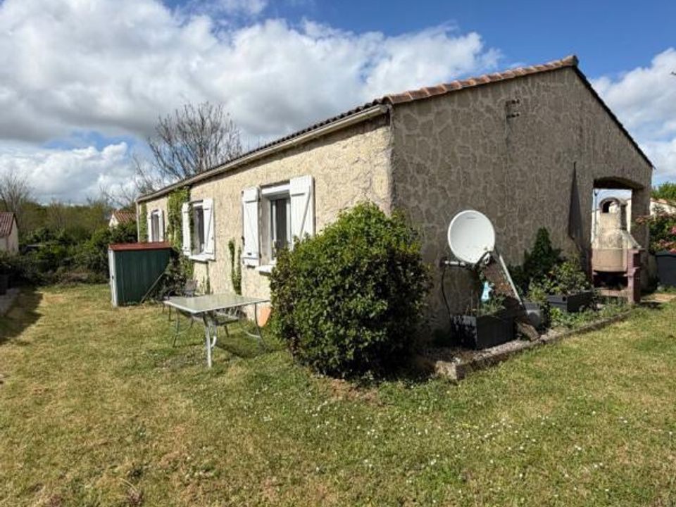 Villa i Saint-Aubin-la-Plaine, Vendee - bilde 2