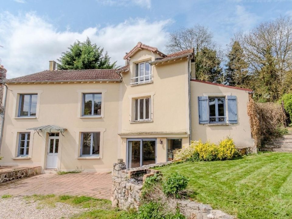 Villa in Seraincourt, Val-d'Oise - foto 1
