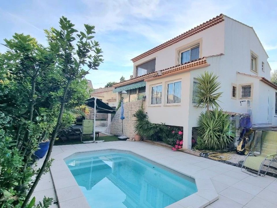 Villa em Plan-de-Cuques, Bouches-du-Rhone - foto 1