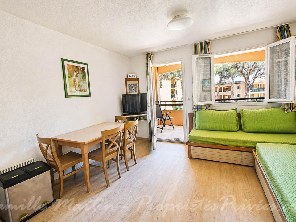 Apartamento en Saint-Raphael, Var - foto 1