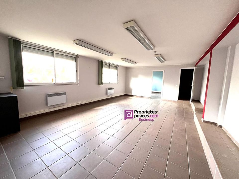 L'establiment comercial a Senlis, Oise - foto 2