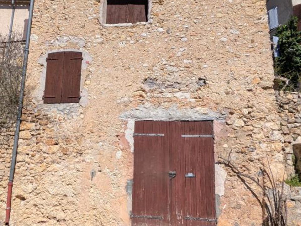 Dorfhaus in Saint-Martin-de-Bromes, Alpes-de-Haute-Provence - Foto 1