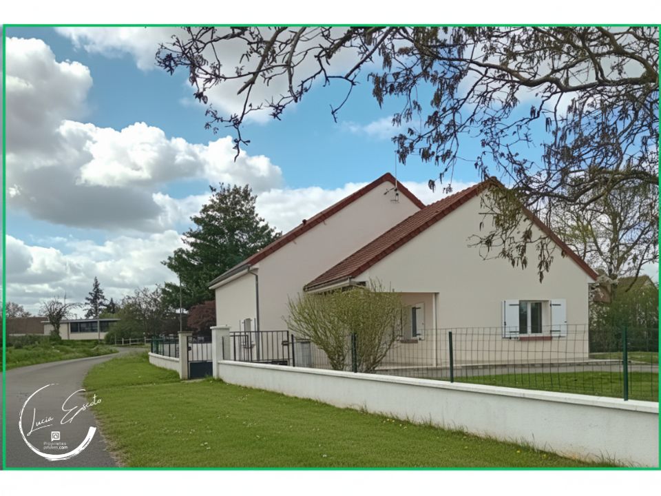 Villa en Feusines, Indre - foto 1