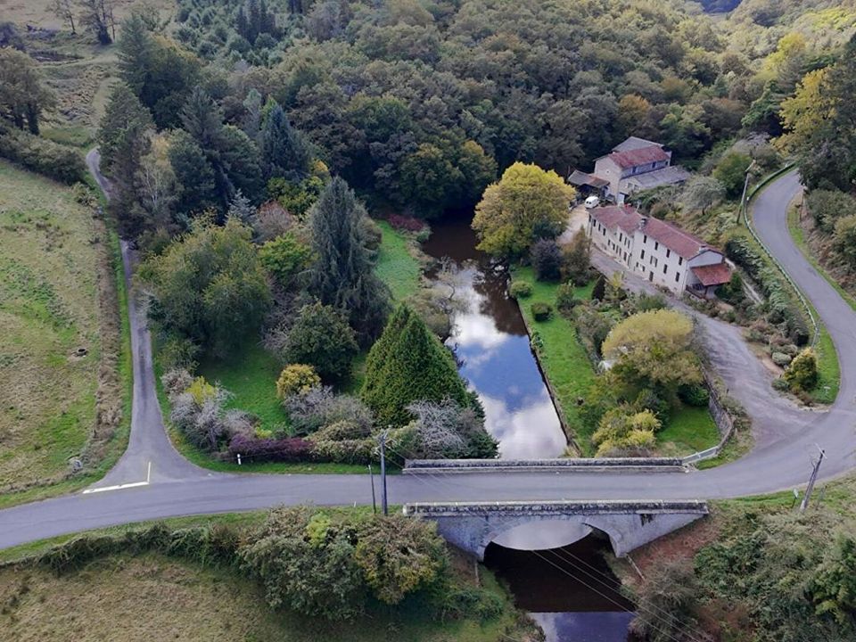 Villa a Rochechouart, Haute-Vienne - foto 1