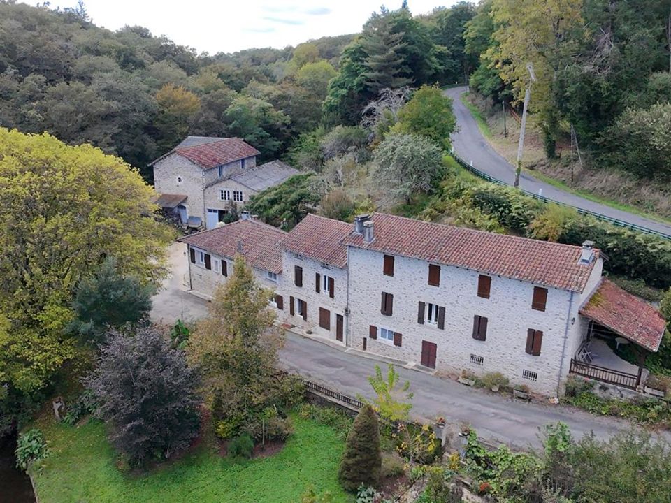 Villa a Rochechouart, Haute-Vienne - foto 2