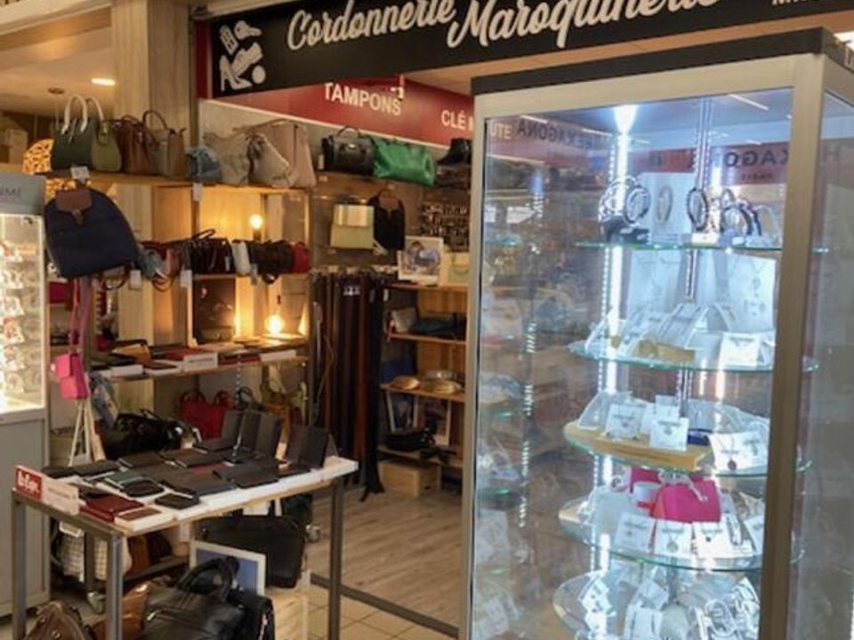 L'establiment comercial a Dijon, Cote-d'Or - foto 3