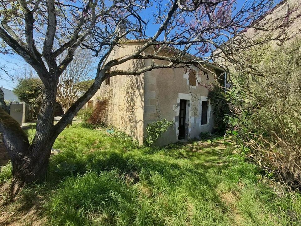 Villa in Saint-Christoly-de-Blaye, Gironde - foto 1
