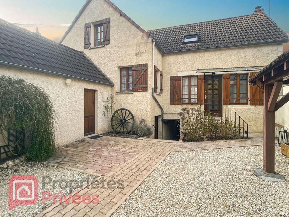 Villa i Châtel-Censoir, Yonne - foto 1