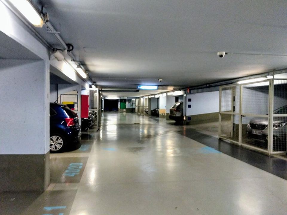 Espai d'estacionament a Paris, Paris - foto 1