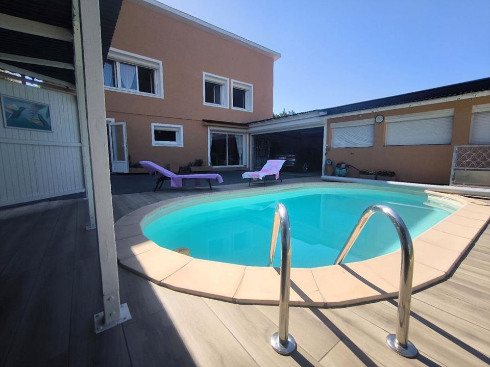 Villa i Roussillon, Isere - bilde 1