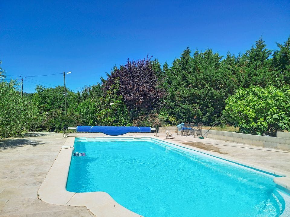 Villa a Saint-Maximin-la-Sainte-Baume, Var - foto 1