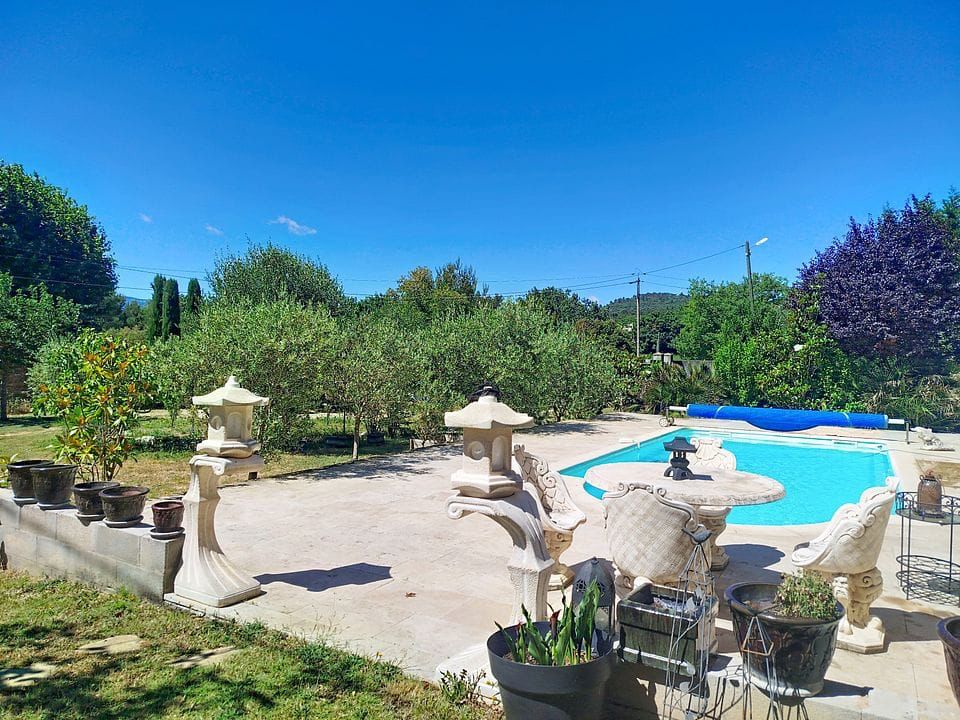 Villa a Saint-Maximin-la-Sainte-Baume, Var - foto 2