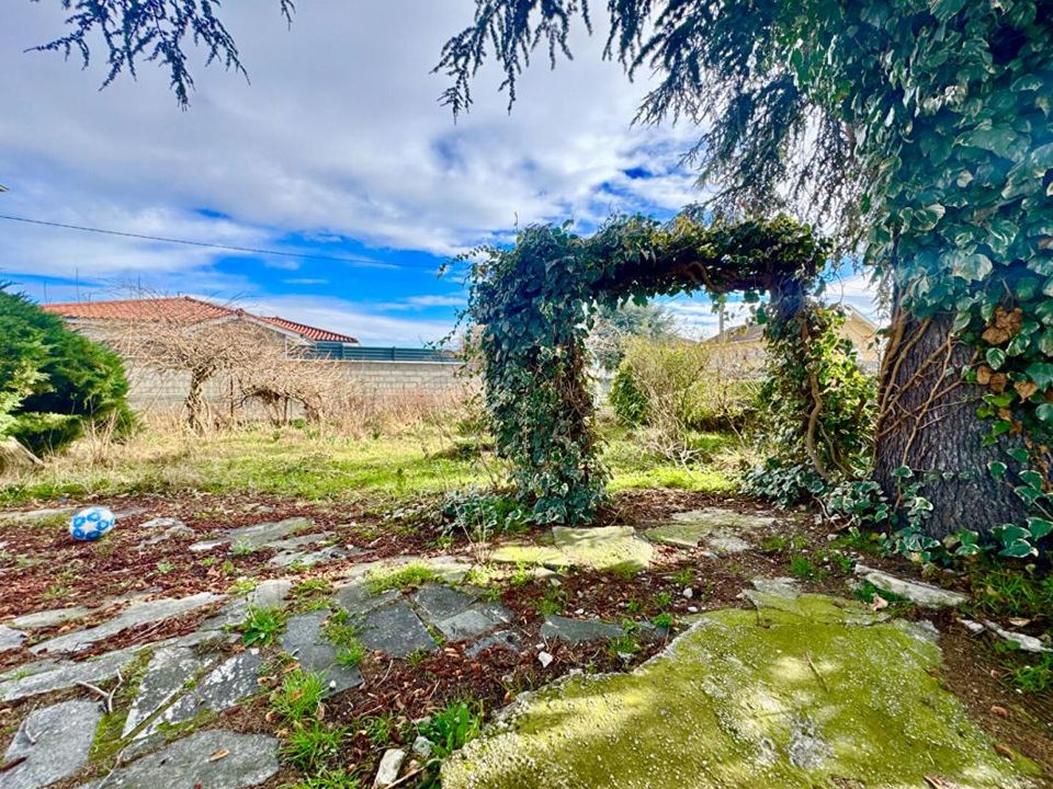 Villa - Saint-Symphorien-d'Ozon, Rhone - photo 1