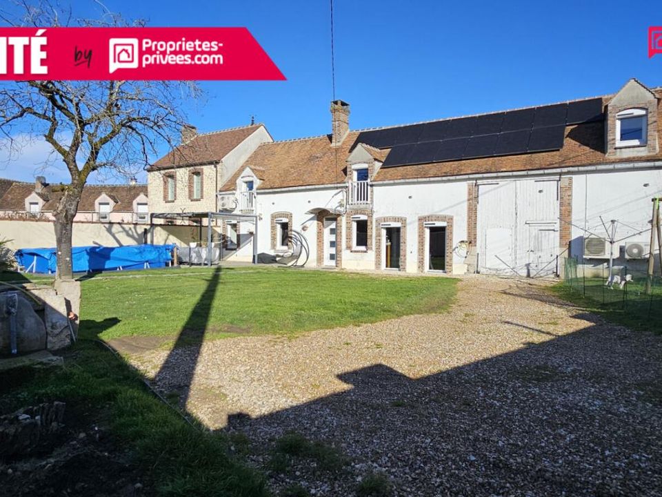 Villa en Ferrières-en-Gâtinais, Loiret - foto 1