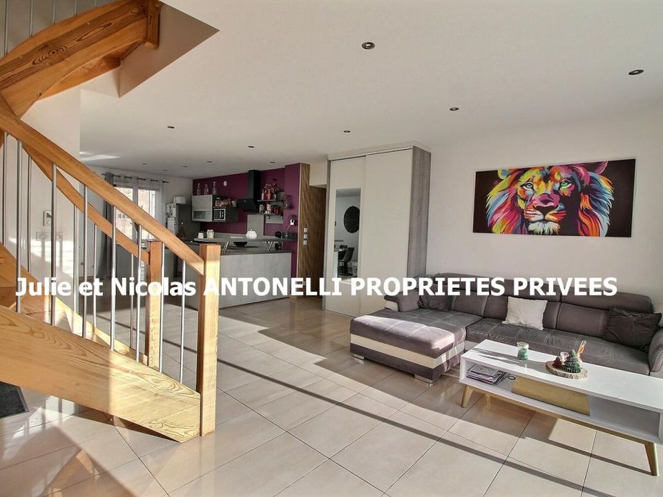 Villa in Saint-Just-Malmont, Haute-Loire - foto 3
