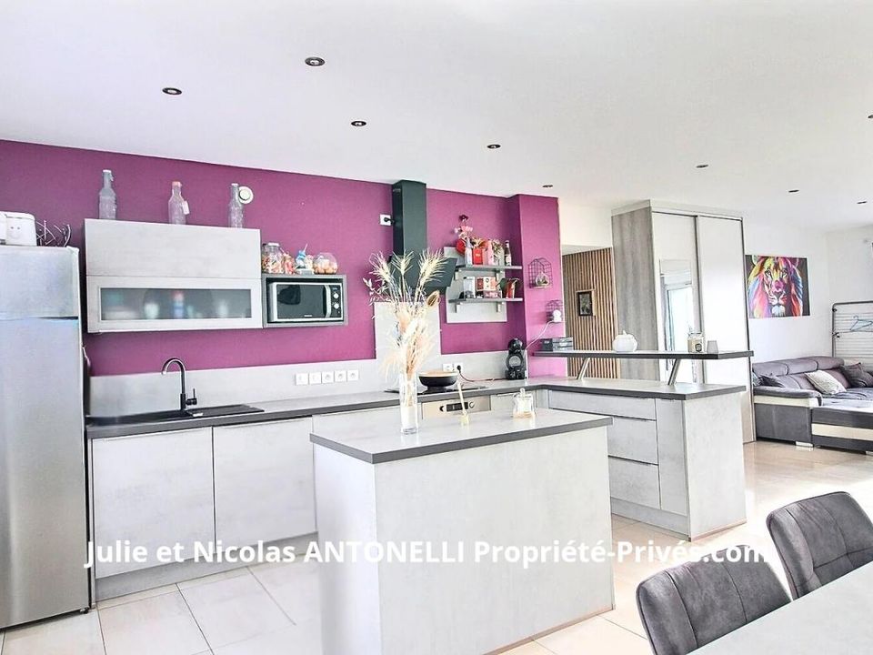 Villa in Saint-Just-Malmont, Haute-Loire - foto 4