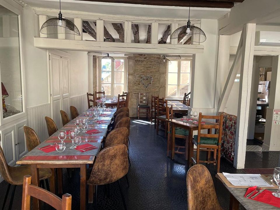 Propiedad comercial en Clamecy, Nievre - foto 3