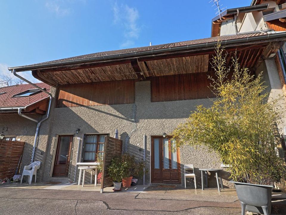 Villa in Annecy, Haute-Savoie - foto 1