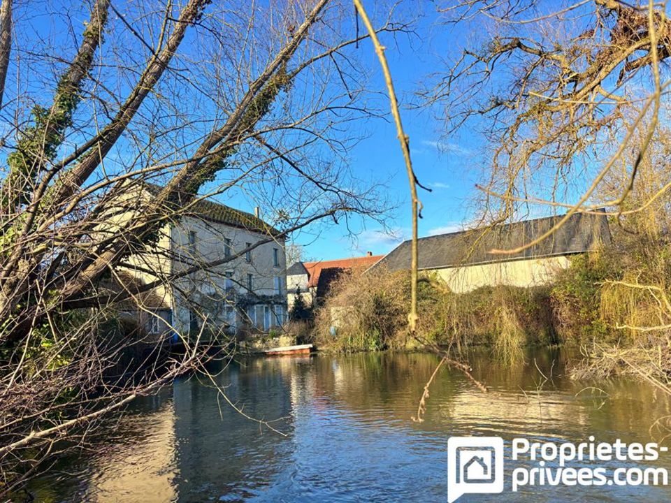 Siedlisko: Mehun-sur-Yevre, Cher – zdjęcie 1