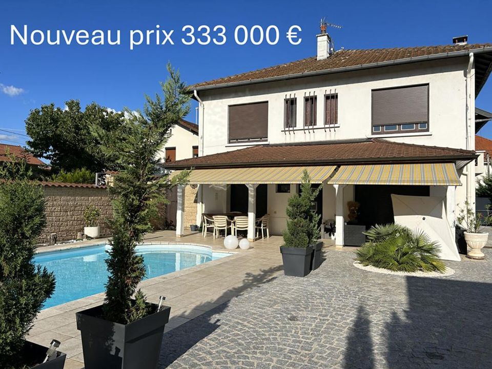 Villa en Roanne, Loire - foto 1
