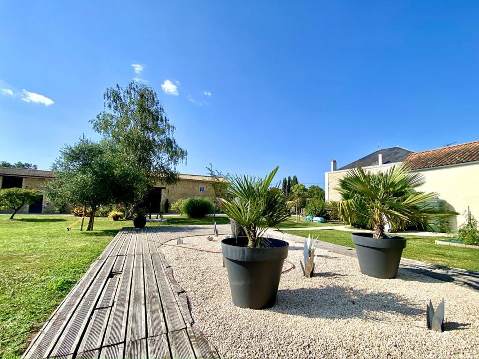 Villa em Saint-Maixent-l'Ecole, Deux-Sevres - foto 4