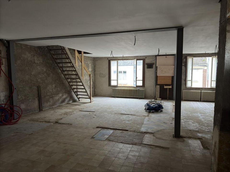 Villa in La Ferte-Bernard, Sarthe - foto 1