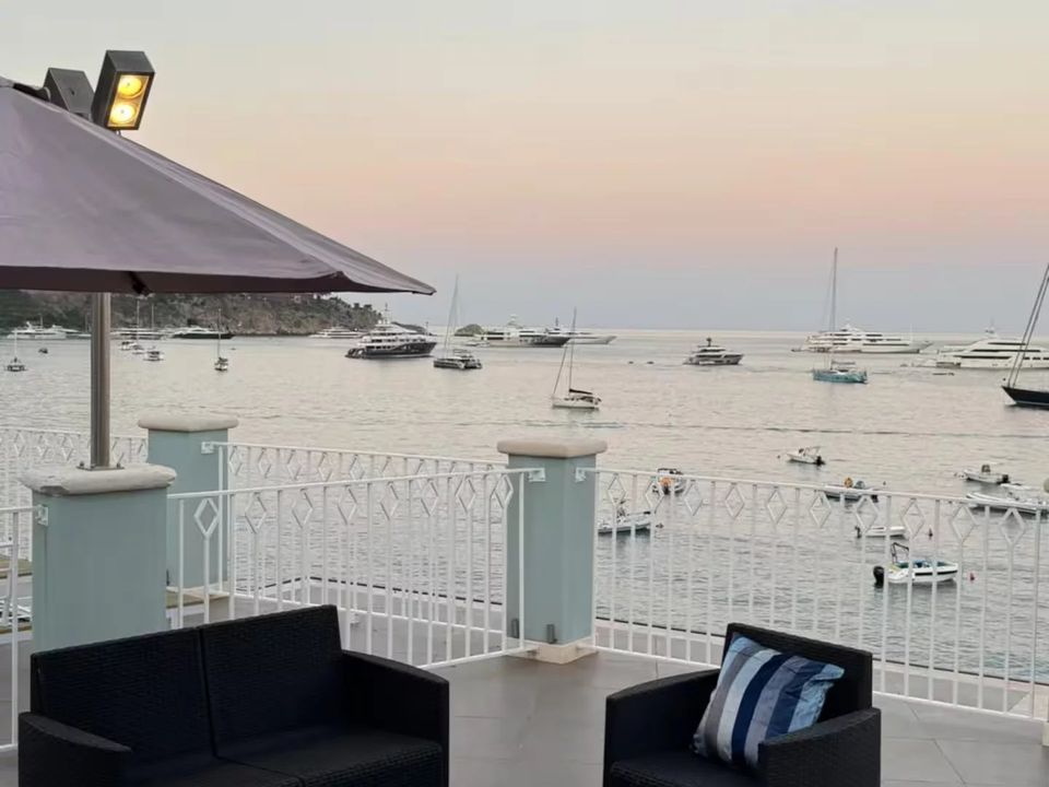 Villa en Taormina, Messina - foto 1