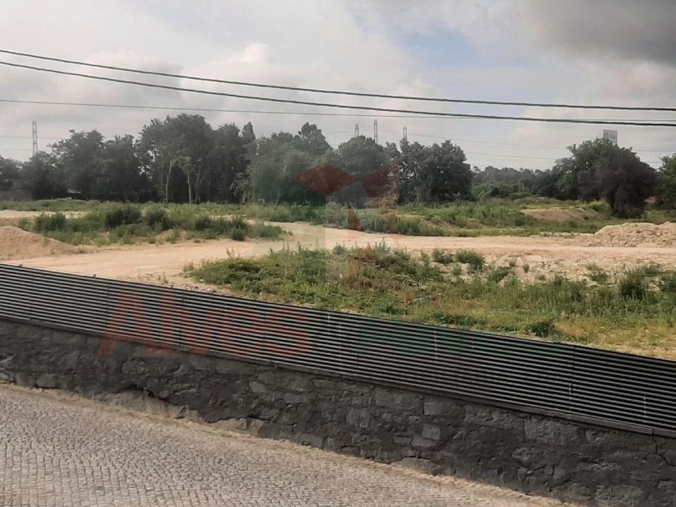 Helårsgrund i Nogueira, Porto - foto 1