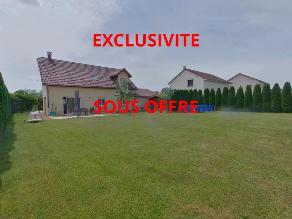 Villa i Saint-Laurent-en-Grandvaux, Jura - foto 1