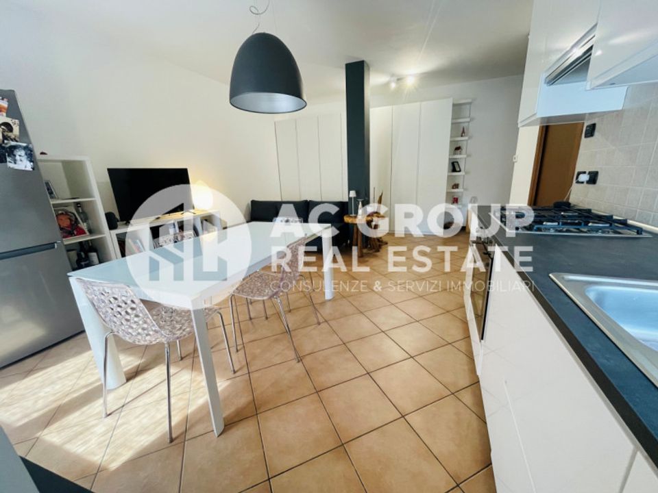 Appartement in Saronno, Varese - foto 3