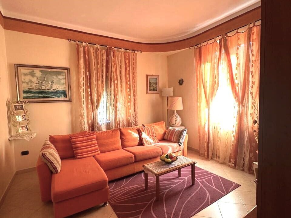 Villa i Castelnuovo Magra, La Spezia - foto 1