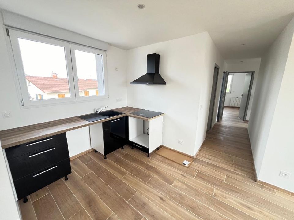Apartment in Ambronay, Ain - photo 2