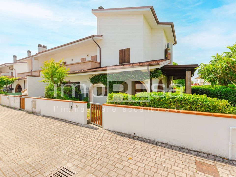 Radhus i Eraclea, Venice - foto 2