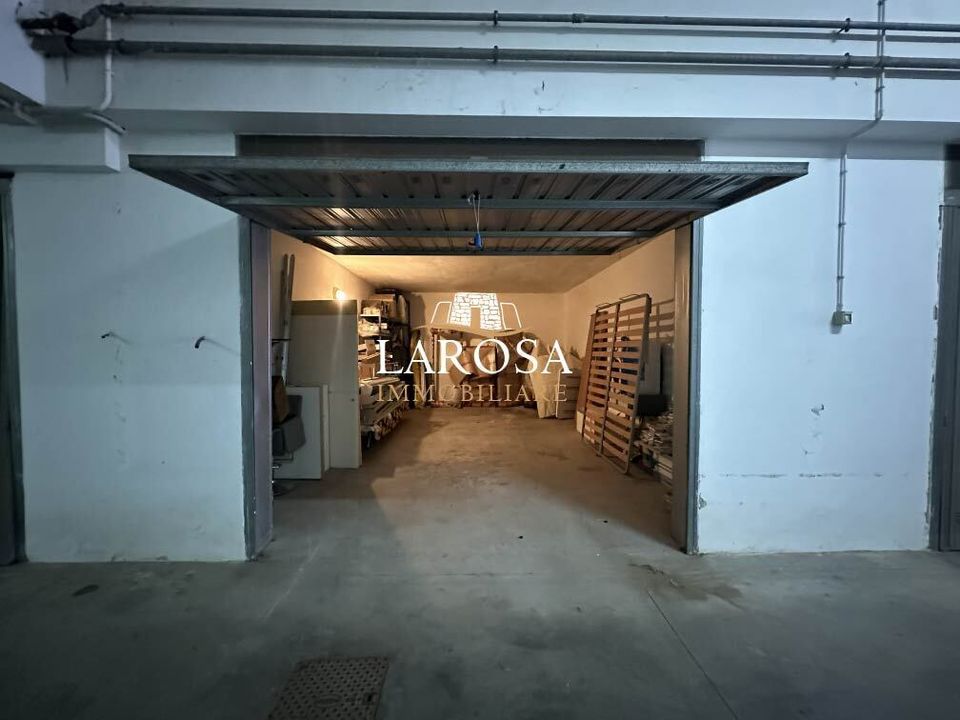 Garage in Lecce, Lecce - foto 1