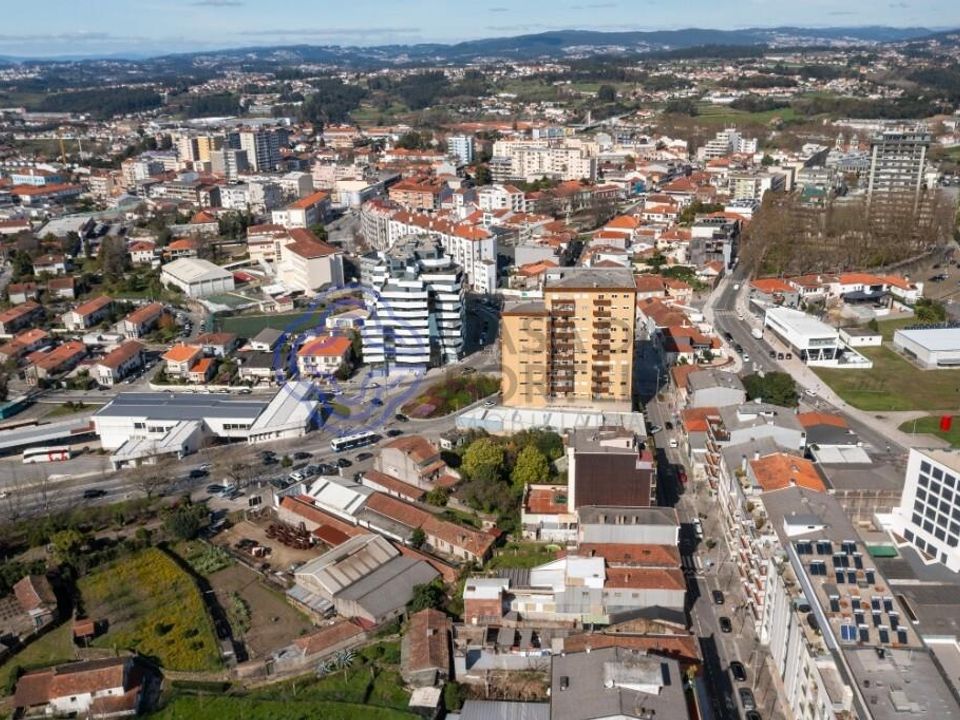 Helårsgrund i Santo Tirso, Porto - foto 4