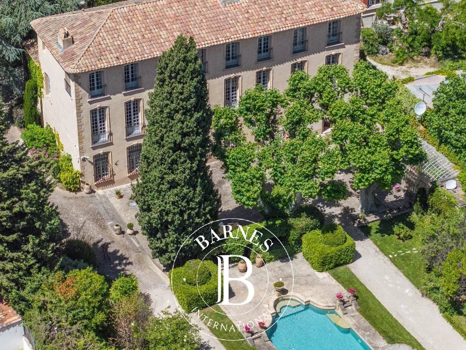 Villa i Aix-en-Provence, Bouches-du-Rhone - foto 1