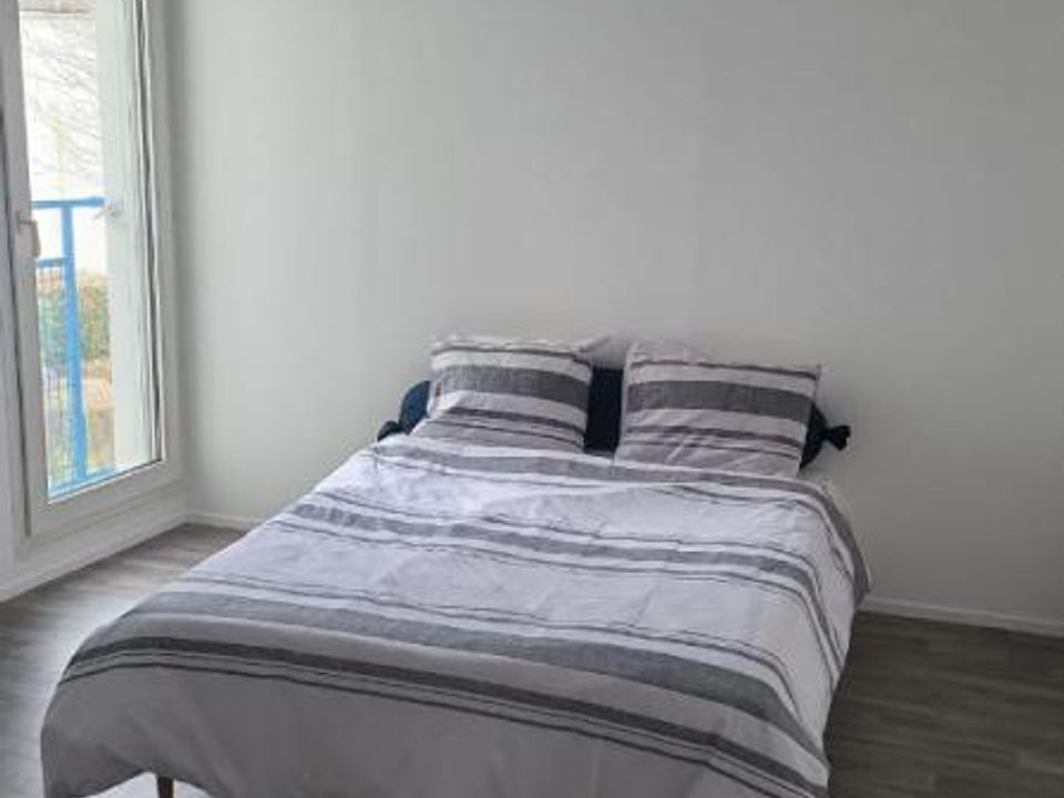 Apartment in Melun, Seine-et-Marne - photo 3