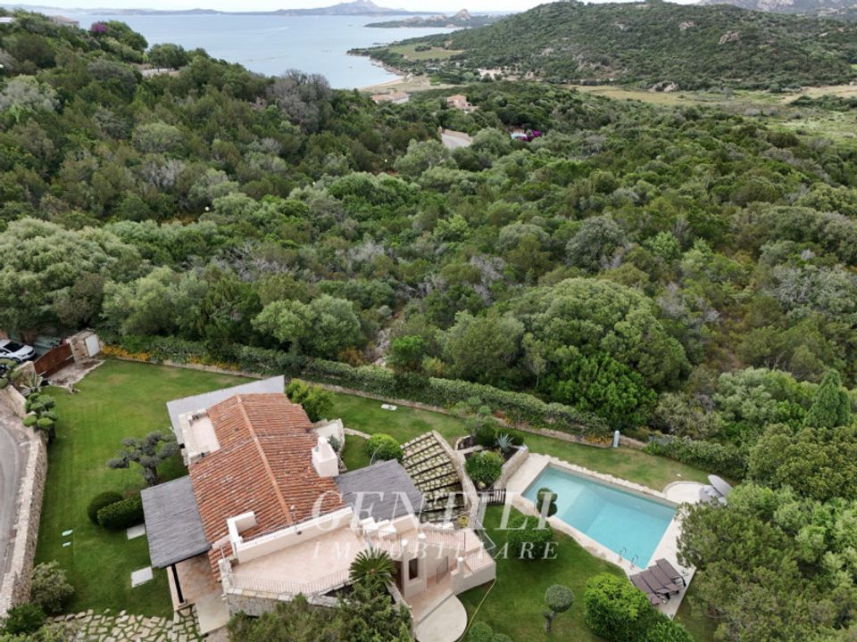 Villa i Arzachena, Sassari - foto 1