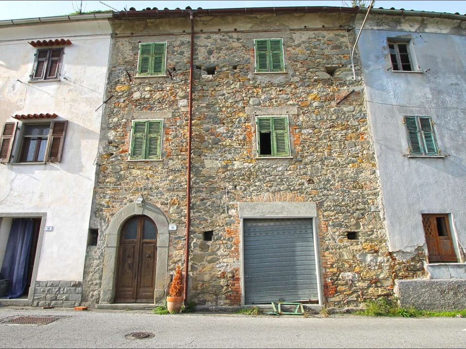 Villa i Fivizzano, Massa and Carrara - foto 1