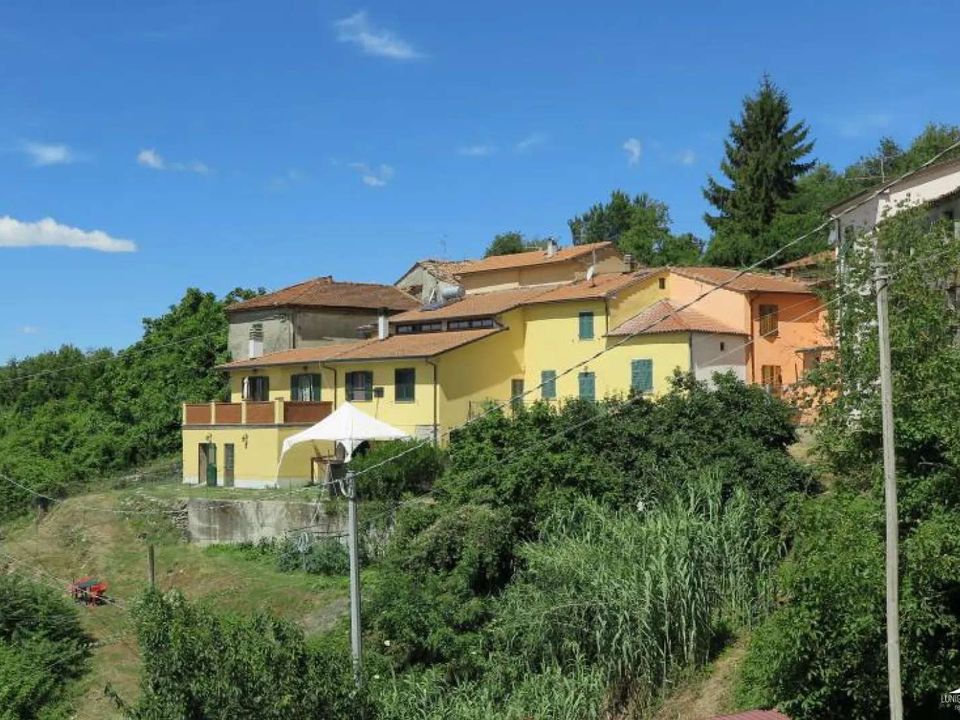 Villa i Podenzana, Massa and Carrara - foto 1