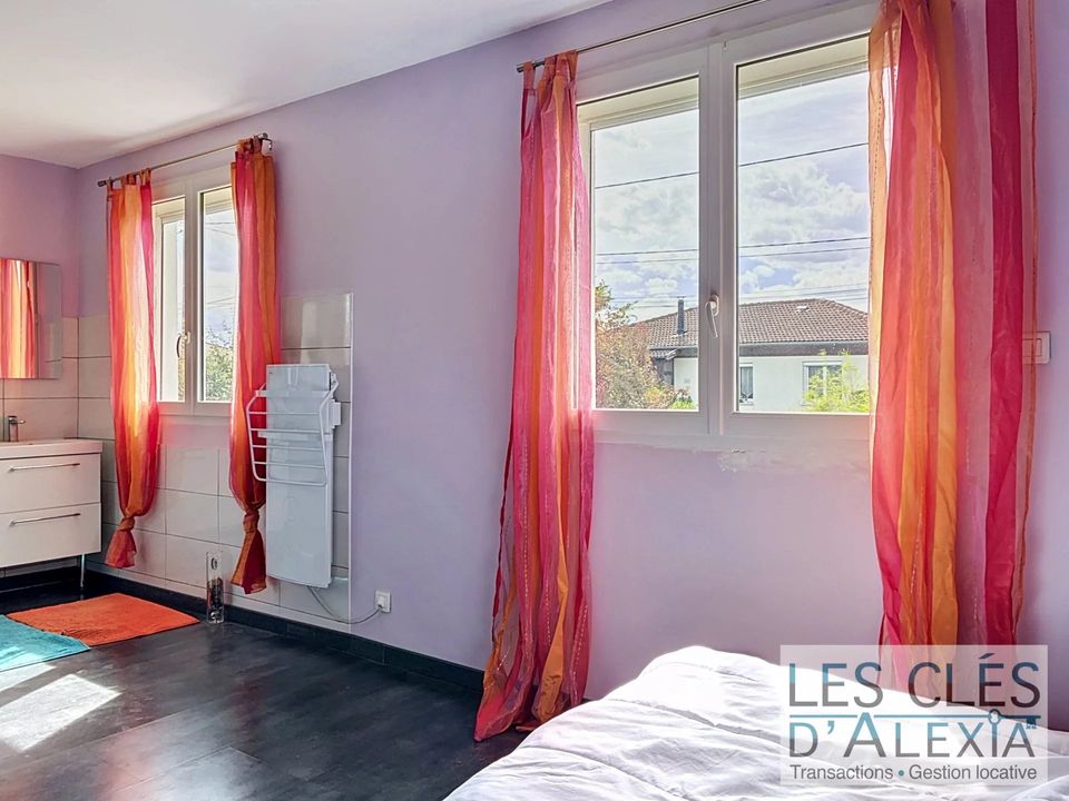 Villa i Meyzieu, Rhone - foto 2