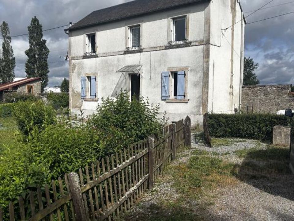 Villa en Saint-Amand, Creuse - foto 1